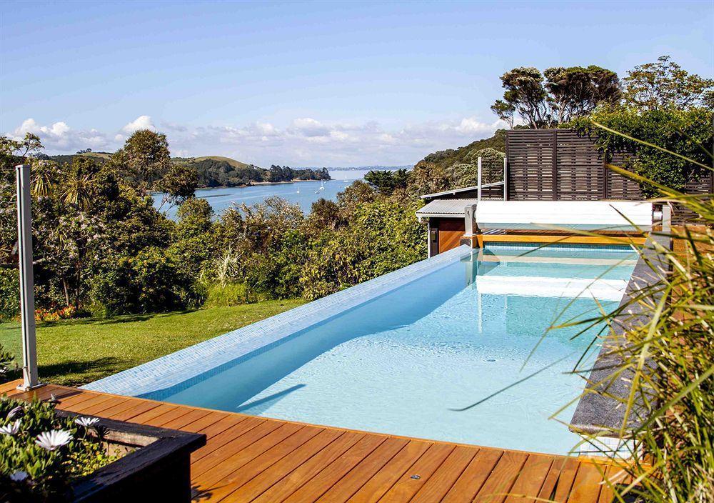 Le Chalet Waiheke Apartments Ostend Dış mekan fotoğraf