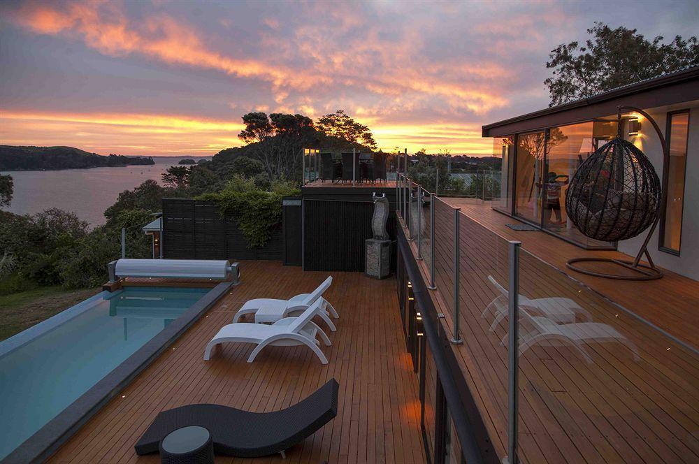 Le Chalet Waiheke Apartments Ostend Dış mekan fotoğraf